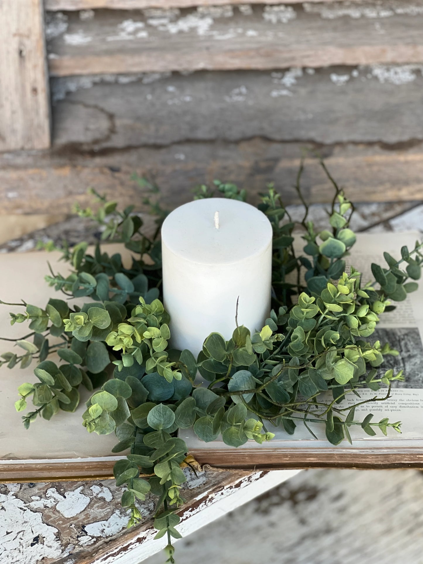 Woodglen Eucalyptus Candle Ring - 4.5"