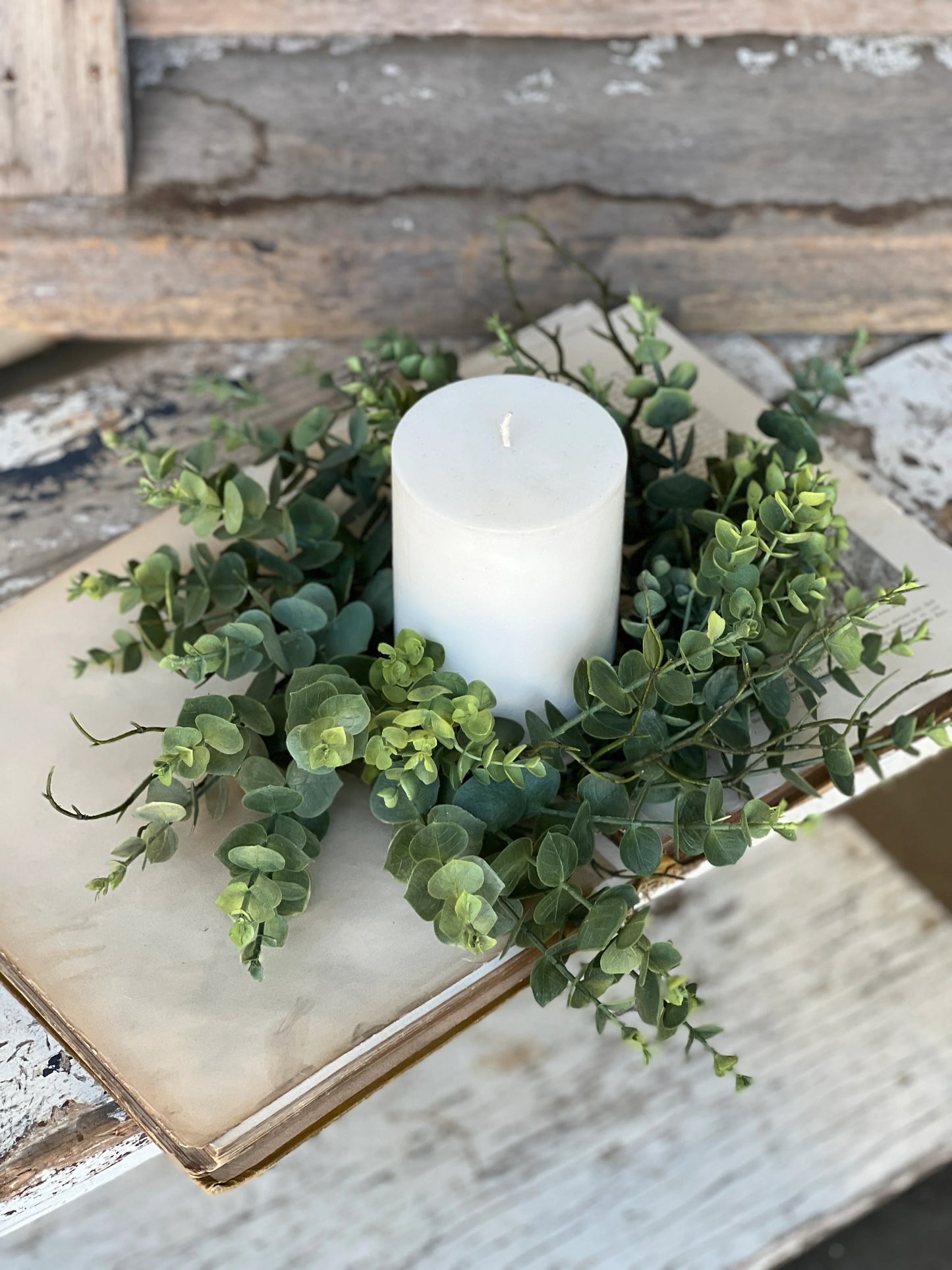 Woodglen Eucalyptus Candle Ring - 4.5"